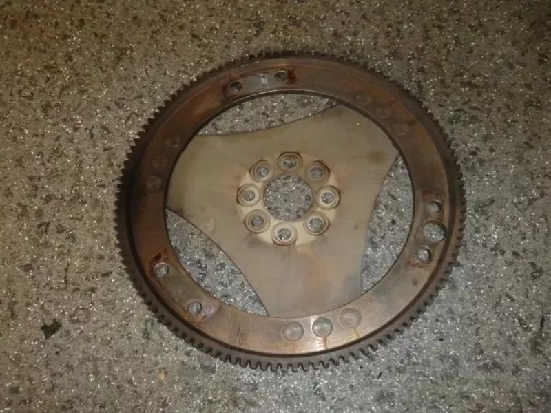 Маховик двигателя BS263460