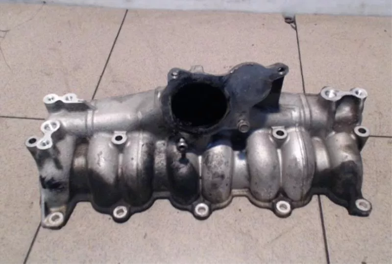 Впускной коллектор ST298243