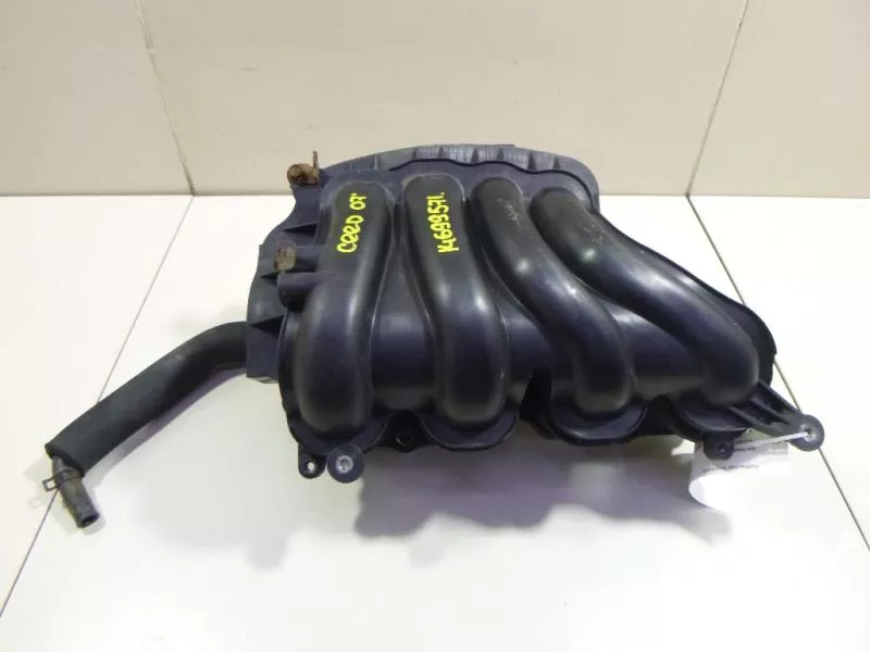 Впускной коллектор ST301804 Впускной коллектор ST301804