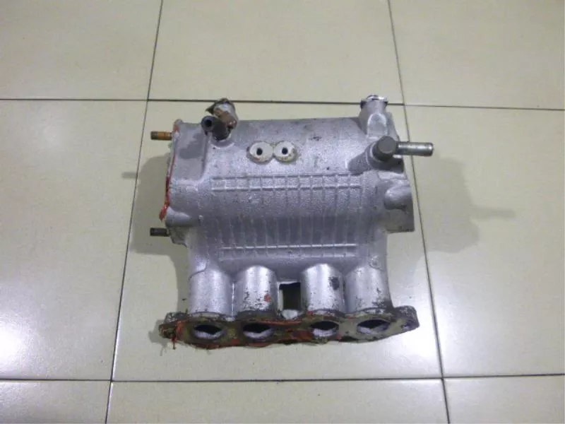 Впускной коллектор ST300795