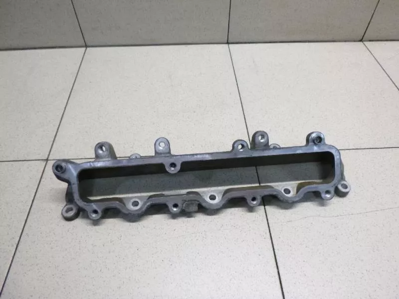 Впускной коллектор ST302180 Впускной коллектор ST302180