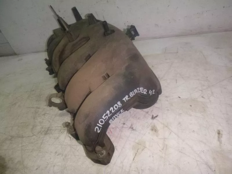 Впускной коллектор ST299352 Впускной коллектор ST299352