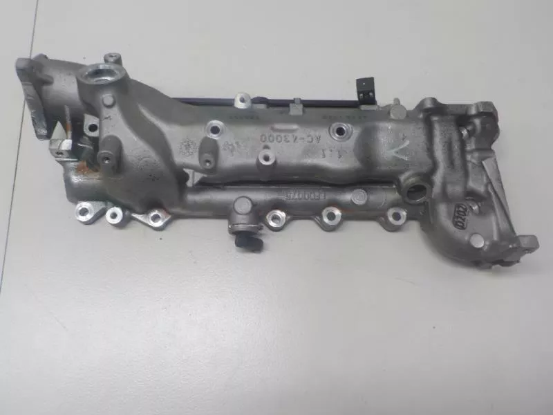 Впускной коллектор ST303056