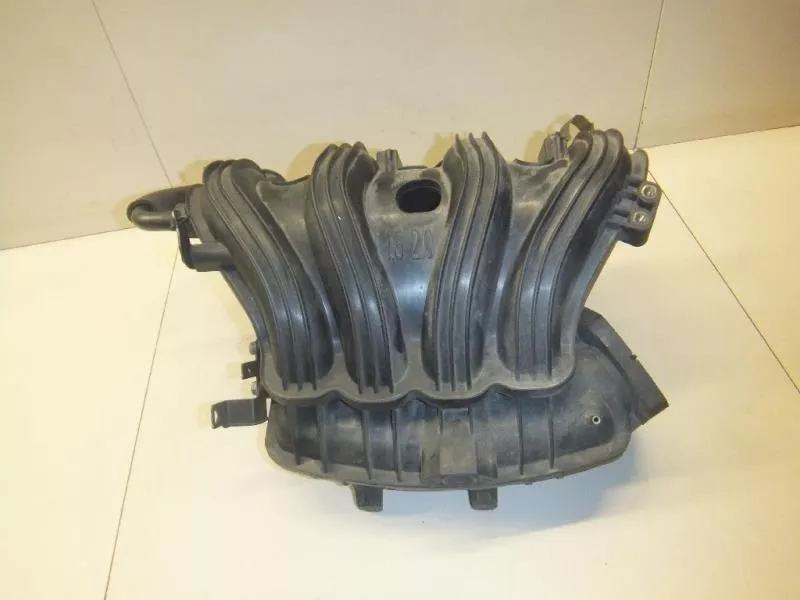 Впускной коллектор ST300263 Впускной коллектор ST300263