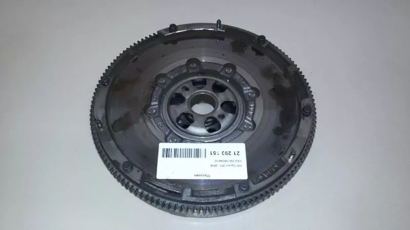 Маховик двигателя BS266392