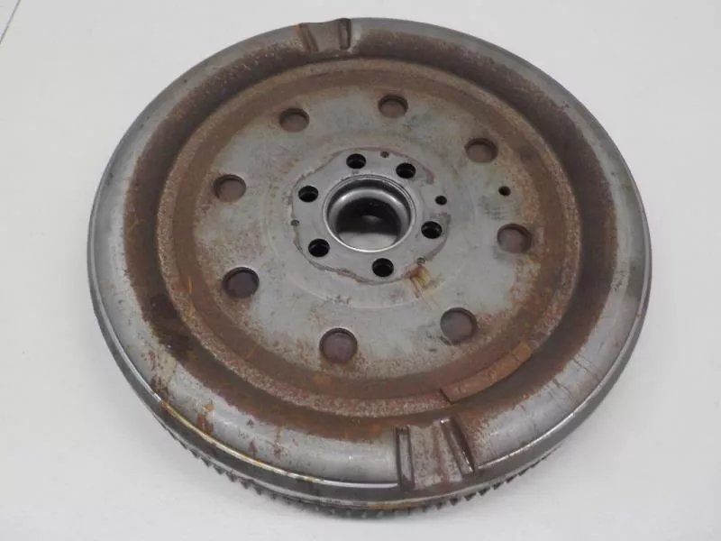 Маховик двигателя BS267685