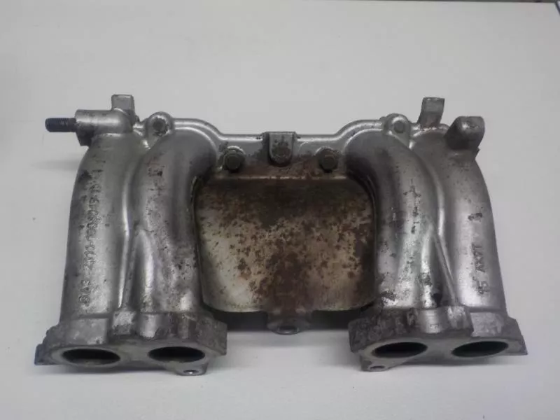 Впускной коллектор ST299499 Впускной коллектор ST299499