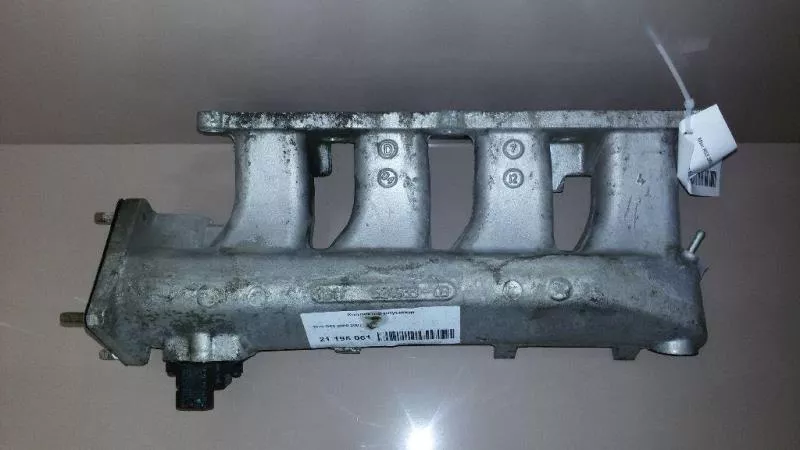 Впускной коллектор ST302049 Впускной коллектор ST302049