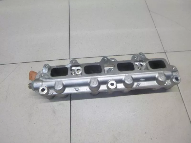 Впускной коллектор ST299301