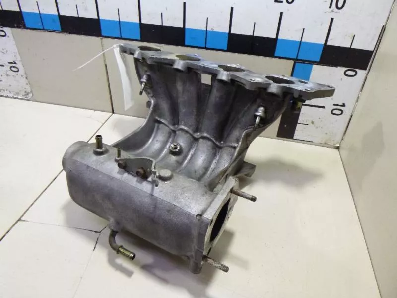 Впускной коллектор ST298059 Впускной коллектор ST298059