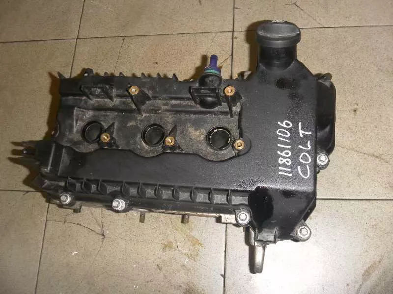 Клапанная крышка ГБЦ BS69233