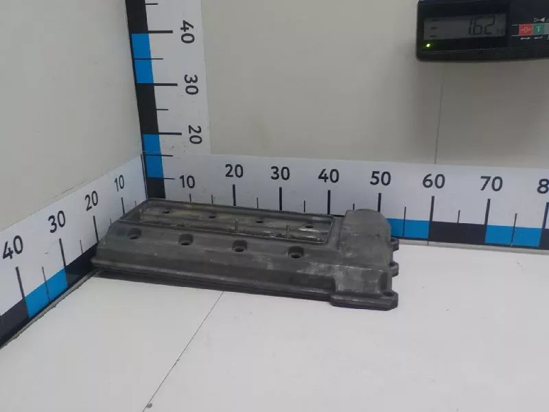 Клапанная крышка ГБЦ BS68527