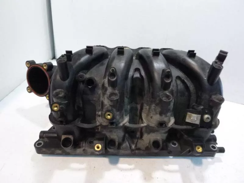 Впускной коллектор ST301020 Впускной коллектор ST301020