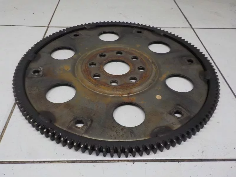 Маховик двигателя BS265042