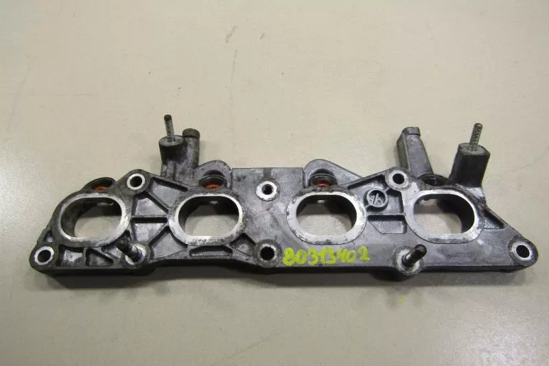 Впускной коллектор ST301561