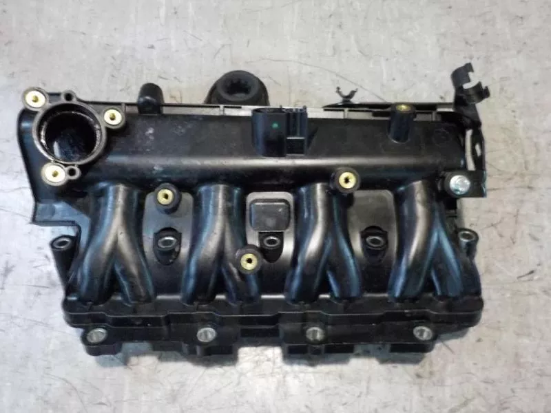 Впускной коллектор ST300350 Впускной коллектор ST300350