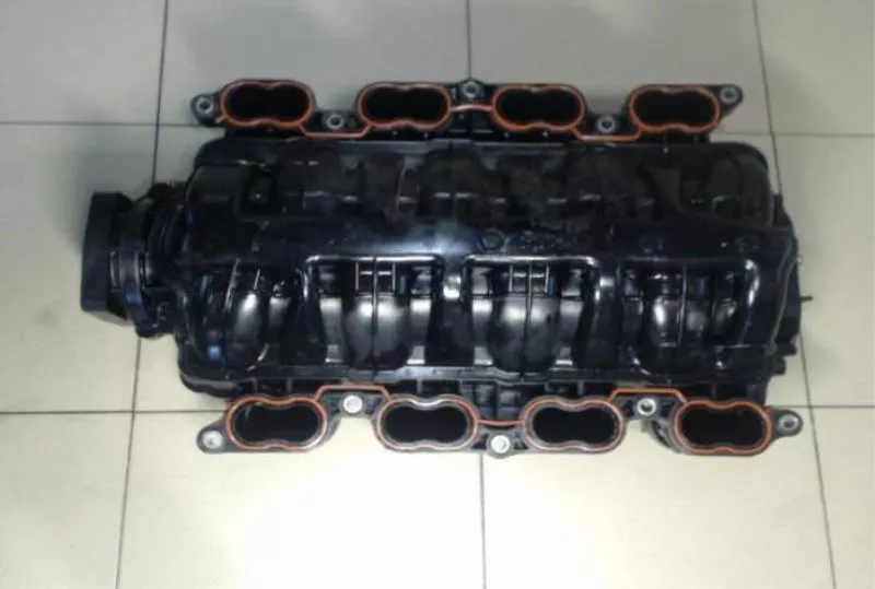 Впускной коллектор ST302762 Впускной коллектор ST302762