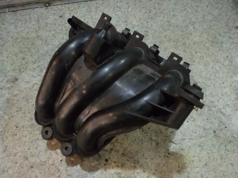 Впускной коллектор ST298057