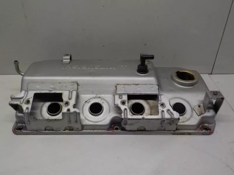 Клапанная крышка ГБЦ BS69839 Клапанная крышка ГБЦ BS69839