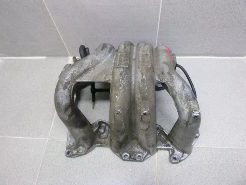 Впускной коллектор ST298796