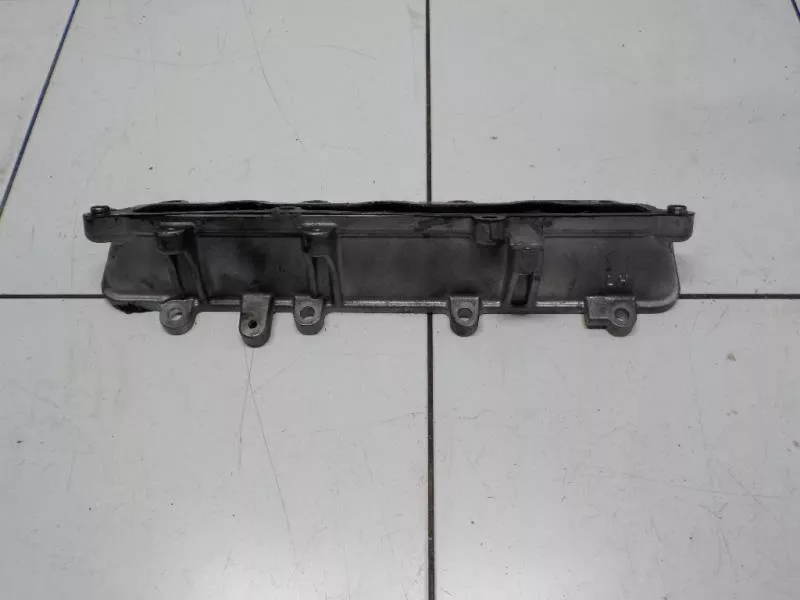 Впускной коллектор ST302182