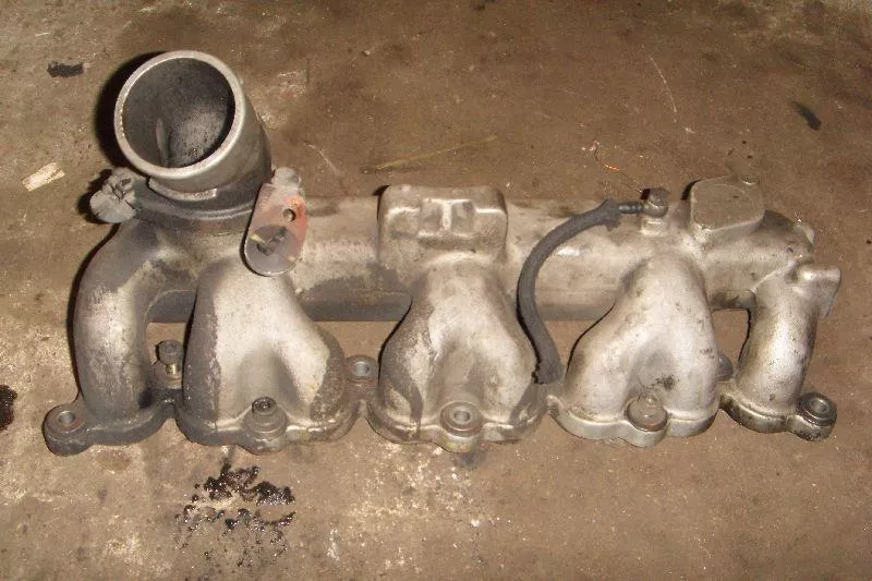 Впускной коллектор ST301544 Впускной коллектор ST301544