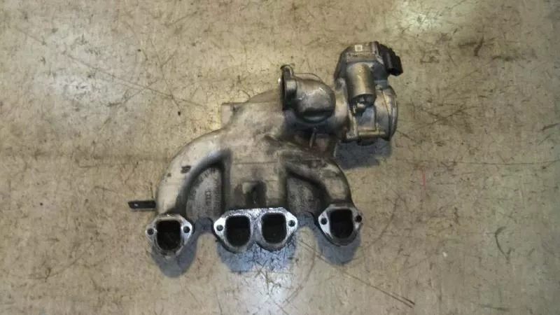 Впускной коллектор ST299518