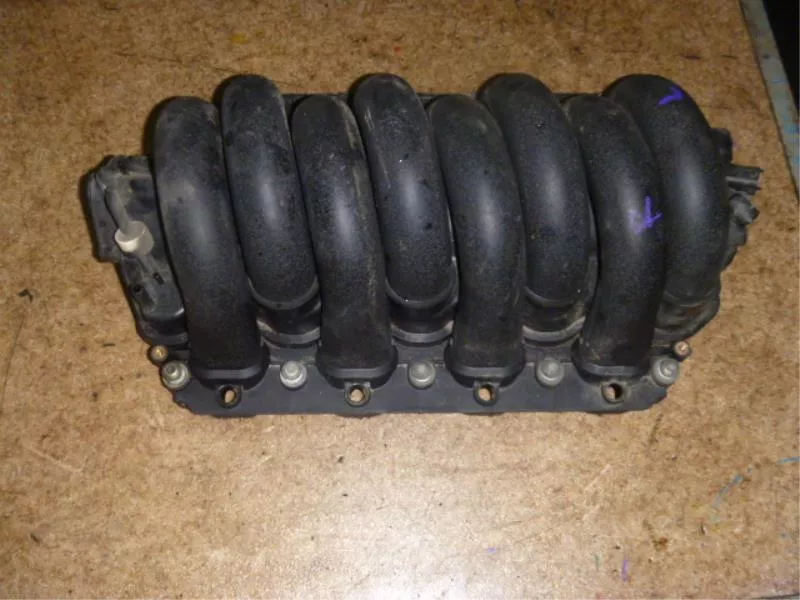 Впускной коллектор ST298368 Впускной коллектор ST298368