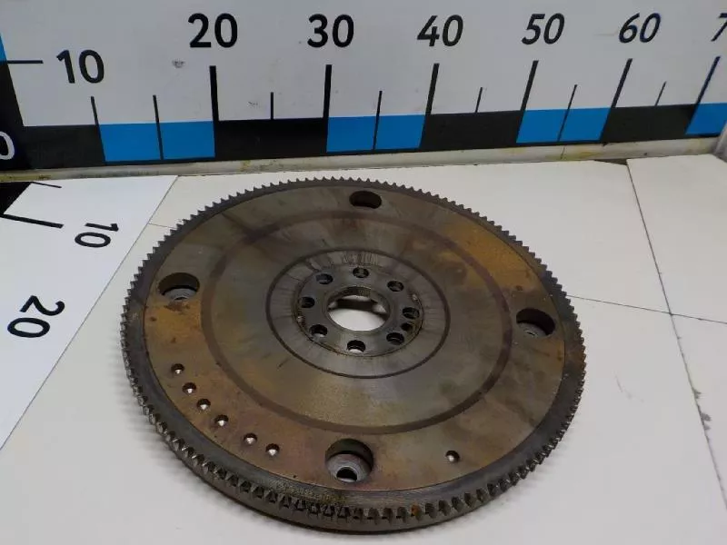 Маховик двигателя BS267168