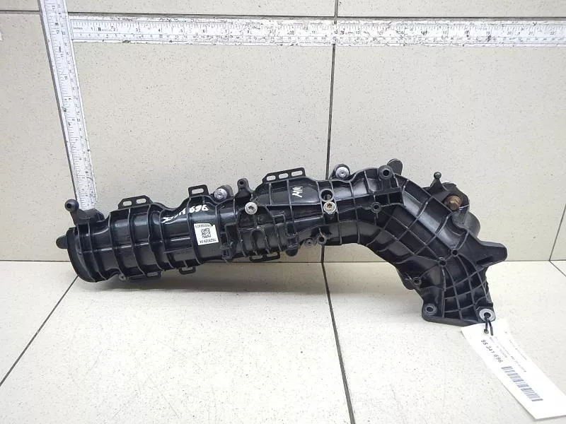 Впускной коллектор ST302400 Впускной коллектор ST302400