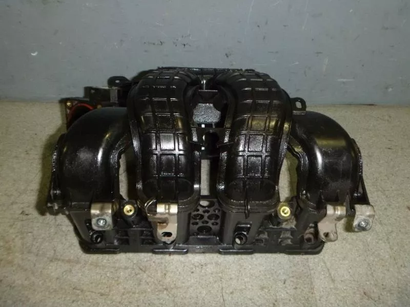 Впускной коллектор ST301093