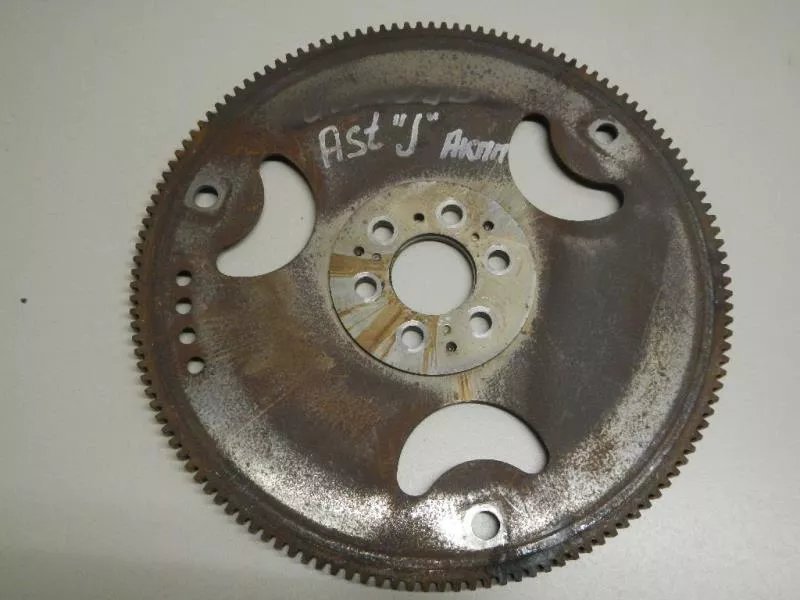 Маховик двигателя BS264161