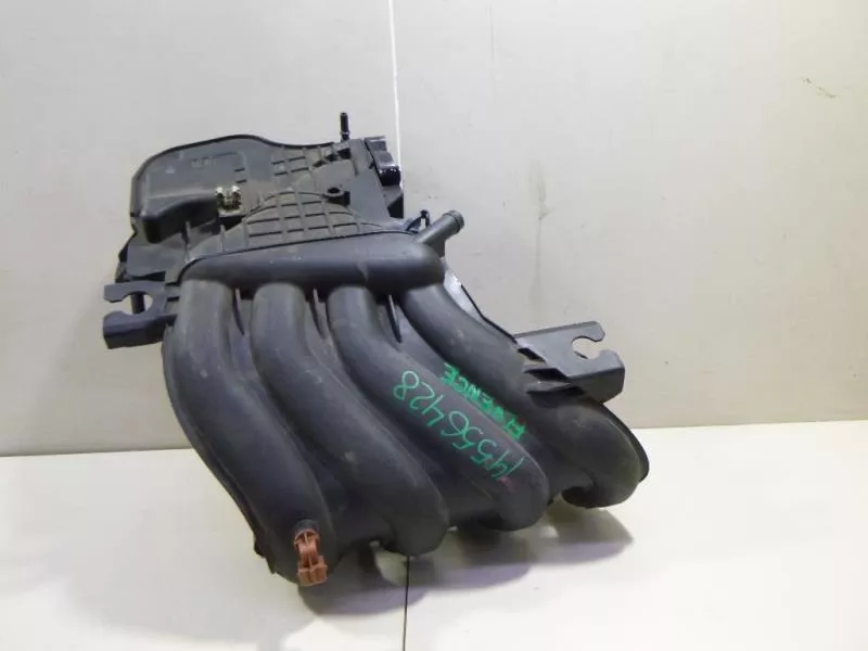 Впускной коллектор ST302401 Впускной коллектор ST302401