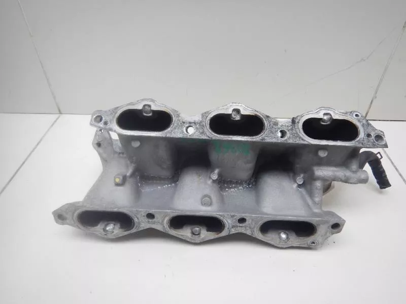 Впускной коллектор ST299813 Впускной коллектор ST299813