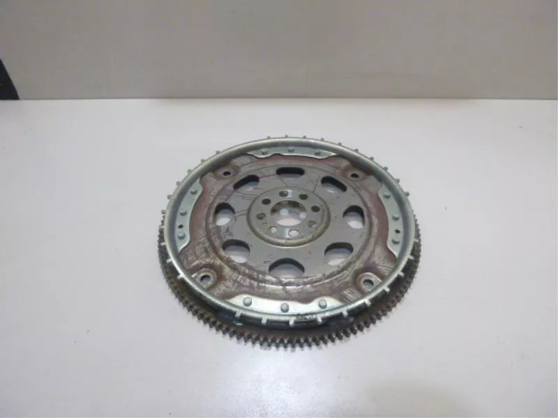 Маховик двигателя BS266208