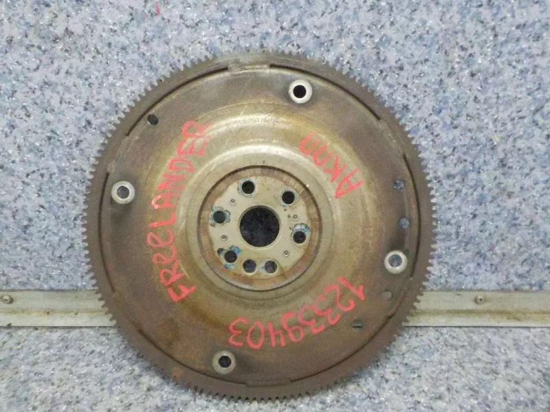 Маховик двигателя BS266477