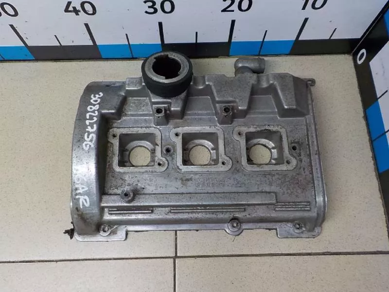 Клапанная крышка ГБЦ BS68220