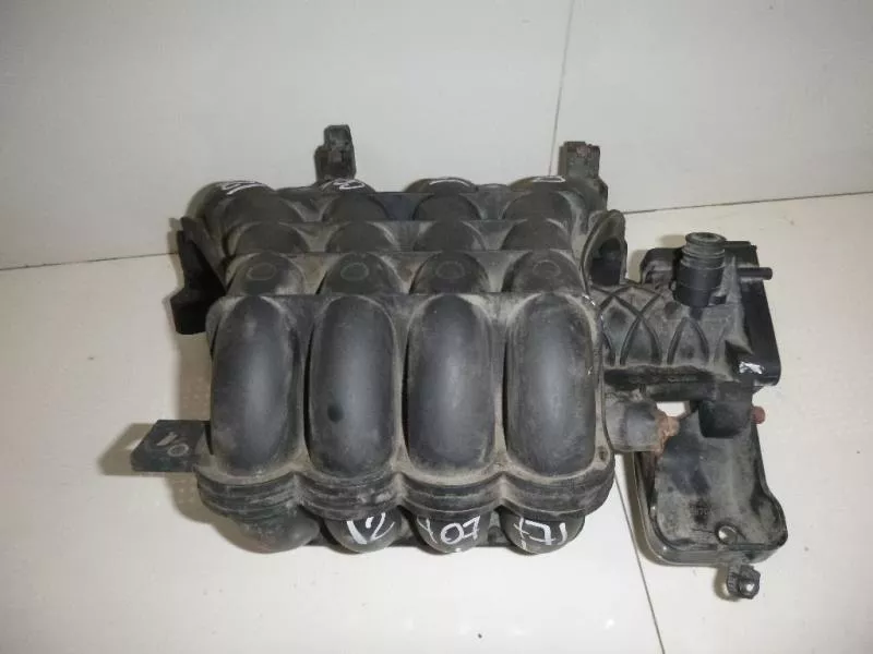 Впускной коллектор ST300041