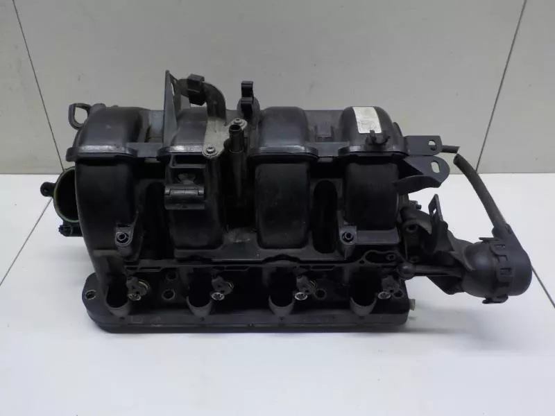 Впускной коллектор ST302575