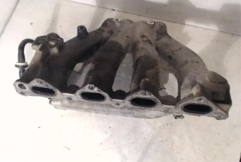 Впускной коллектор ST300401 Впускной коллектор ST300401