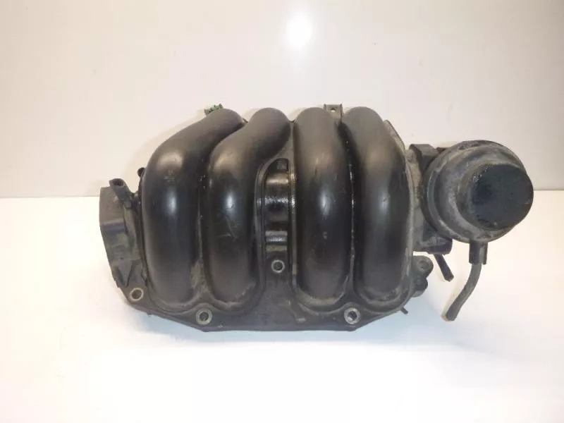 Впускной коллектор ST300147 Впускной коллектор ST300147