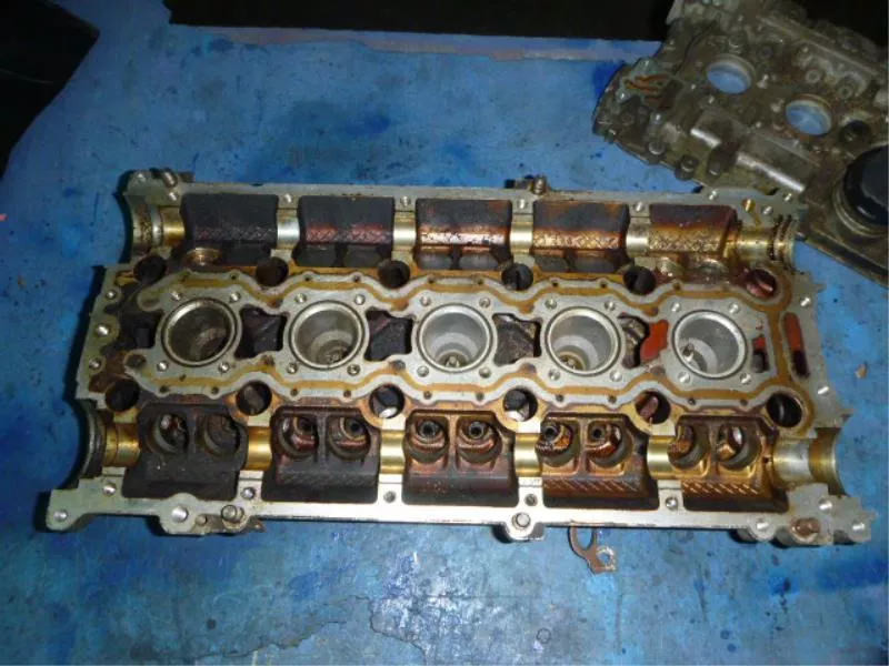 ГБЦ (головка блока цилиндров) ST295194