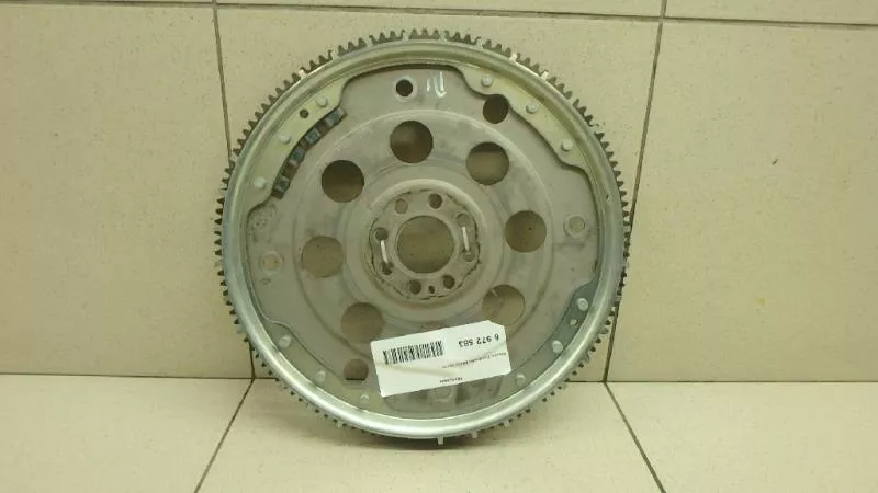 Маховик двигателя BS266941