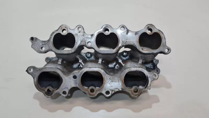 Впускной коллектор ST299753 Впускной коллектор ST299753