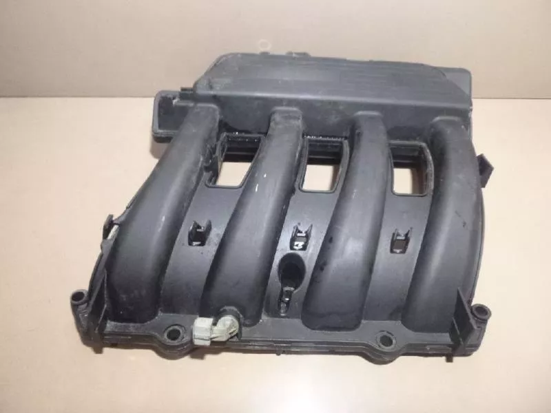 Впускной коллектор ST299449 Впускной коллектор ST299449