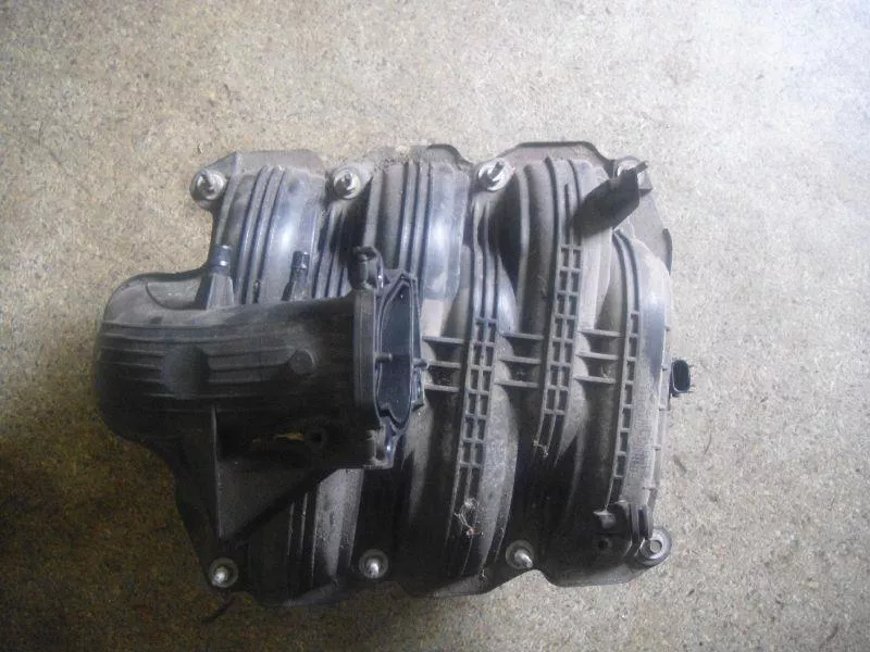 Впускной коллектор ST301634 Впускной коллектор ST301634