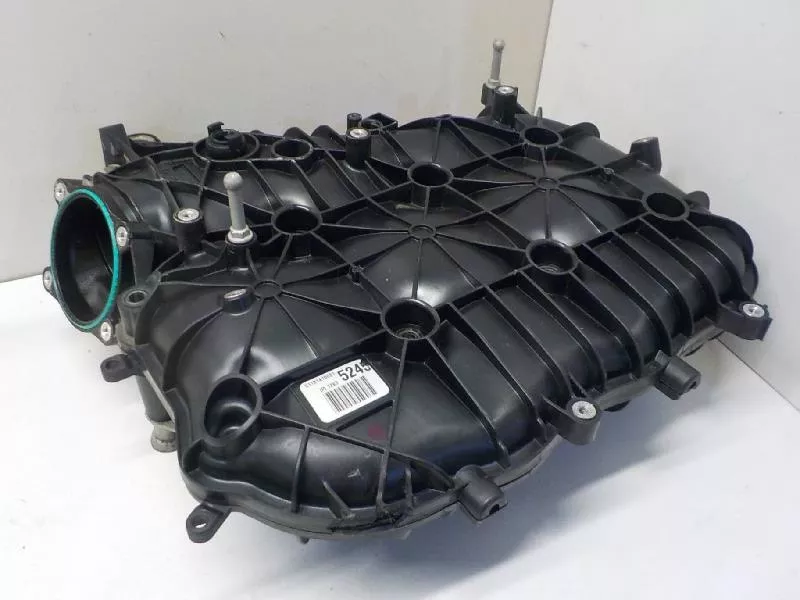 Впускной коллектор ST303036 Впускной коллектор ST303036