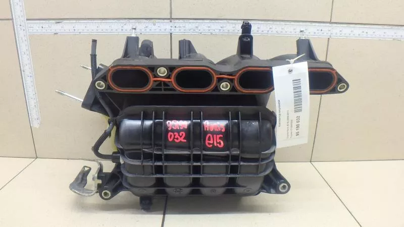 Впускной коллектор ST303259