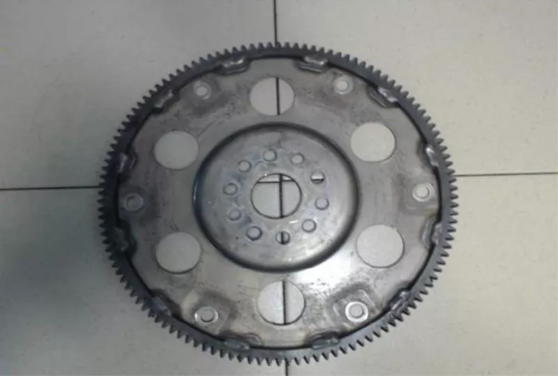 Маховик двигателя BS266097 Маховик двигателя BS266097