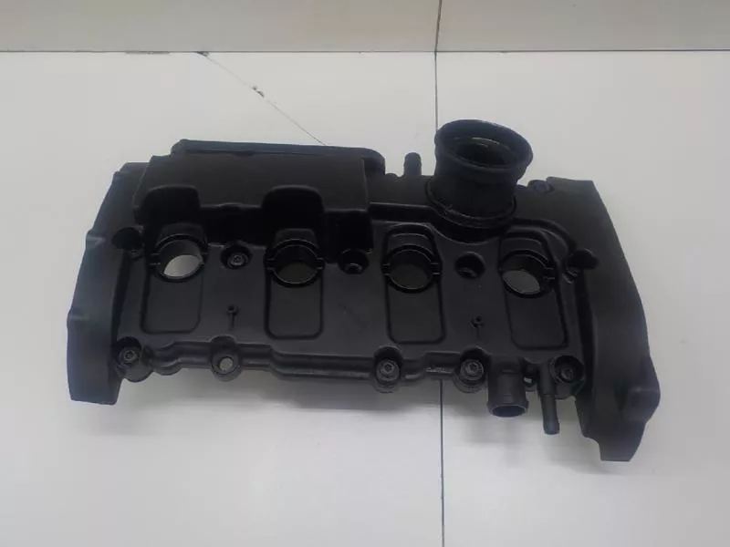 Клапанная крышка ГБЦ BS70373